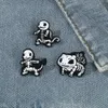 Skeleton Turtle Dragon Frog Elf Broche de Anime Cute