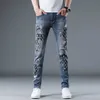 Designer di jeans maschile 2023 primavera/estate nuovo marchio di moda stampato per pantaloni personalizzati elastici slim fit piccoli pantaloni uomini kc04