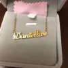 Colliers Boîte gratuite Nom personnalisé Collier de coeur personnalisé Collier de pendentif pour femmes bijoux en acier inoxydable