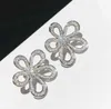 Designer Charm Van Van Big Flower Orecchini pieni di orecchini di fiori da sole 925 Silver placcato 18k oro cinque petali