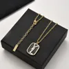 Designer Letter Necklace Pendant For Men Womens Gold Chain Halsband Luxury Fashion Women SMYCKE Mens unisex Chin Halsband 22072239i