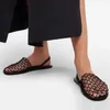 2024 Nuovi sandali a rete nera nera calda da donna cavo out mesh cool slingback designer scarpe da spiaggia sexy per donne