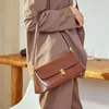 2024 bolsa nova feminina feminina elegante saco de ombro de ombro clássico design vintage de couro dividido bolsa de estilo francês x5ln#