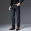 Herren Jeans 2024 Sommer Klassiker schwarzer schlanker Fit gerade erstklassiges Baumwoll -Elastizier Smart Casual Denim Hosen 40