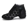 Buty taneczne skórzane miękkie trampki dna Kobiety oddychający siatkowy kwadrat Ballroom Modern Sports Woman Boots 44