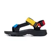 2023 uomini sandali sandali non colpite estate infrasoli di alta qualità da spiaggia per esterni pannelli casual scarpe da uomo scarpe acqua 240417