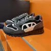 Scarpe sportive da uomo traspirante da uomo a bassa tavola addestratrice in pelle designer giovane tendenza in tessuto in tessuto di moda sneakers bello wallentino ae67