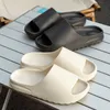Slippers for women living at home, bathroom, cool slippers for men, non slip for indoor and outdoor bathing, home, couples, quiet trend