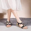 Casual schoenen zomer vrouwen 1,5 cm platform 2 cm wiggen lage hakken Boheemse sandalen vrouwelijke vakantie comfortabele string kraal groot formaat parel