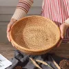 Paniers ronds Round Rattan Fruit Bols Panier de fruits en osier naturel Boho Toven Rangement Paniers à pain Plateau pour la cuisine de table basse de cuisine