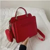 2024 Single Schulter Messenger Bag Vielseitige Tasche Handtaschen Umhängetaschen Verkaufstasche Frauen Mode Handtasche A3