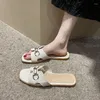 Pantofole da donna Temperamento di asciugamano fascino aperto set di punta sul piede 2024 sandali piatti sandali piatti infradito casual flip woman scarpe43