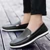 Casual Shoes Men Miness Fashion oryginalny skórzany płaski poślizg - na obuwie łódź komfortowy leniwy mężczyzna