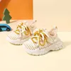 Sandali Nuovi scarpe per bambini estivi Mesh Bambini traspiranti scarpe sportive morbide sola tennis leggero per bambini Sneaker da ragazzi 15-25 240419