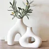 Vaser 2st White Ceramic Round Matt Donut Design Flower Pot For Pampas Gräs och blommor Minimalistiska Boho Home Decor