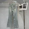 Jeans femminile 2024 estate di strass pesante di strass pantaloni di denim magro per le donne pantaloni bagliori