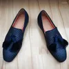 Casual schoenen aankomst Zwart echt leer geweven patroon Tassel Loafers Men Dress Luxury Designer Slip aan voor