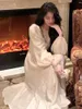 エレガントなヴィンテージイブニングパーティーロングドレス韓国ファッションvネックベルベットランタンスリーブa-line vestidos春秋の服