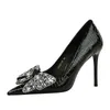 Kleding schoenen hoge hakken stenen patroon octrooi lederen dames pumps puntige strass boog slip op zwarte stiletto dames