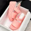 Peep Toe Women Platform Altezza Aumentare Sandals Runway Classic Brand Designer Luxurt Buckle Strap Outside Gladiator Beach Sandals Femmina femmina