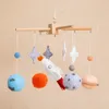 Baby Rattle Toy Felt Planet Wooden Mobile On The Bed born Music Box Bell Hanging Toys Holder Bracket Infant Crib Boy 240418