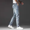 Jeans designer maschi jeans stampa ricamato a piedi piccoli piedi slip fit alla moda pantaloni casual estivi elastici VLVS