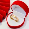 Of Love Design Sense Promise Ring Ring Classic Mens and Womens Elegant Diamonds Bijoux Couple Smooth Style Non FaDing with Cart Original Anneaux