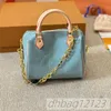 Mini travesseiro de cadeia Bolsa de lacas de laca designer de bolsas de ombro de letra de moda Pouca de moda Pouca zíper aberto Mulheres Crossbody Burse de alta qualidade embreagem