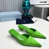 15A Nouvelle qualité Top Quality Real Silk pointues Mules Slippers Sandal Talons bas jaunes Green Rose-rouge Black Luxury Designer Footwear Factory With Box