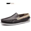 Sapatos casuais 2024 Brand Slip-On Men mocassins masculinos mocassins calçados macho caldo confortável design de moda