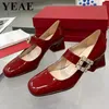 Dress Shoes 2024 Luxury Designer Rhinestone Buckle Mary Janes Women Patent Leather Thick Heel Pumps Ladies Red Party Bridal Wedding