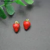 En gros 20pc Gold plaqué mignon Fruit Petit émail rouge Strawberry Metal Charms pour bracelets Boucles d'oreilles Collier Bijoux Making 240416