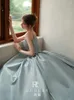 Runway Dresses Blue Satin Celebrity Dress Backless Woman French Pearl Bow Spaghetti Strap Wedding Party Golvlängd Prom Aftonklänningar