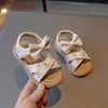 Sandali per bambini estivi sandali piatti ricamo moda ricambio dolce bowknot kids causal beach shoaps apte-toe sandals morbido sandali versatili 240419