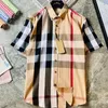 Designer Shirt a maniche corte Mens Top Top Business Gentleman Plaid Ice Shin Casual Casual Fashi