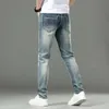 Designer di jeans maschile 2022 Luce luce europea di moda europea jeans elastico per leisure slim fit flower floer primavera e estate nuovo stile xirw