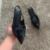 Slingbacks Женщины черные квартиры сексуальная летняя мода заостренная сандалии с элегантными офисными ботинками повседневные плоские слайды 240412 D00C