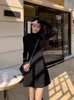 Casual klänningar franska svart långärmad stickad miniklänning för kvinnor 2024 chic halva turtleneck en linje tröja höst kvinnlig high street