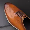 Chaussures décontractées pour hommes styles de baskets pour hommes en cuir authentiques marchant de haute qualité confortable plate durable