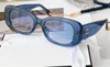 女性のためのホットデザイナーのサングラス女性眼鏡5488ファッションオリジナルの高品質のグラス取り外し可能なパールチェーンサングラスオリジンボックスK02U