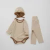 Spädbarnskläder för babyflickor pojkar kläder sätter ny höst vinter nyfödda kläder bodysuit rompers byxor hatt outfits baby dräkt zz