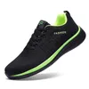 Scarpe casual 2024men che corrono sneaker in maglia da cammino a piedi da ginnastica sportiva traspirante uomo leggero leggero