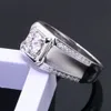 Alta qualidade 1CT 2CT 3CT D VVS Diamond Engagement 14k Branco Moissanite Men Men Ring