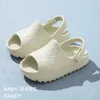 Sandali Fashion Children Sliponi Summer Eva Solle Sole Sandali Bambini morbidi Spacchi per spiaggia Non Slip Boys Girl Slides Scarpe per la casa 240419