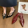 Lässige Schuhe Low Heel Office Frauen Sandalen 2024 Sommerschnalle -Gurt Fashion Ladies Solid dünne Heels Frauen Zapatos Mujer
