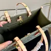 24SS Kobiety Torby Zamienite Klasyczne kwiat Upscale torebki Projektanci luksusu Shouder Crossbody Messenger Ladies Torebki podróżne torebka 35 cm