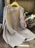 Casual Dresses Egem High-End Miyake tredimensionella flytande blommor Tärvad veckad klänning Löst O-Neck Single-Breasted Cardigan 2RM6137