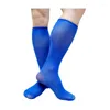 Chaussettes pour hommes brillants hommes formels sexy lingerie brillante voir à travers une douce robe d'affaires