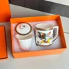 Designer Tea Cups Bone China keramische koffiekopjes paarden Patroon thee scheidingstheetheelkoppel Kantoor mok 2-laags rechte en geneigd