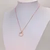 Collana di lusso di lusso di alta qualità clai leggera luce e versatile semplice catena di colletto da donna temperamento ad alta versione da donna